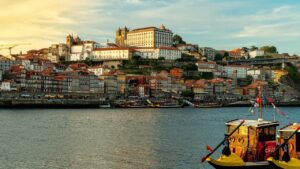 Portugal met kinderen: de mooiste plekken waar gezinnen écht tot rust komen